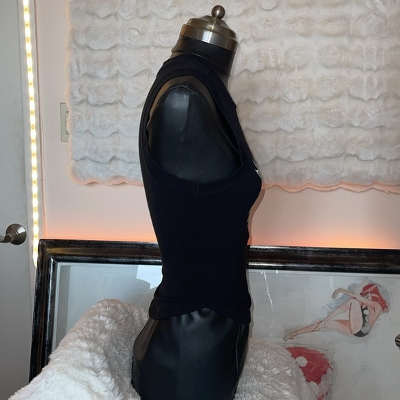 Heartbreaker Black Sleeveless Top - Picture 6 of 8